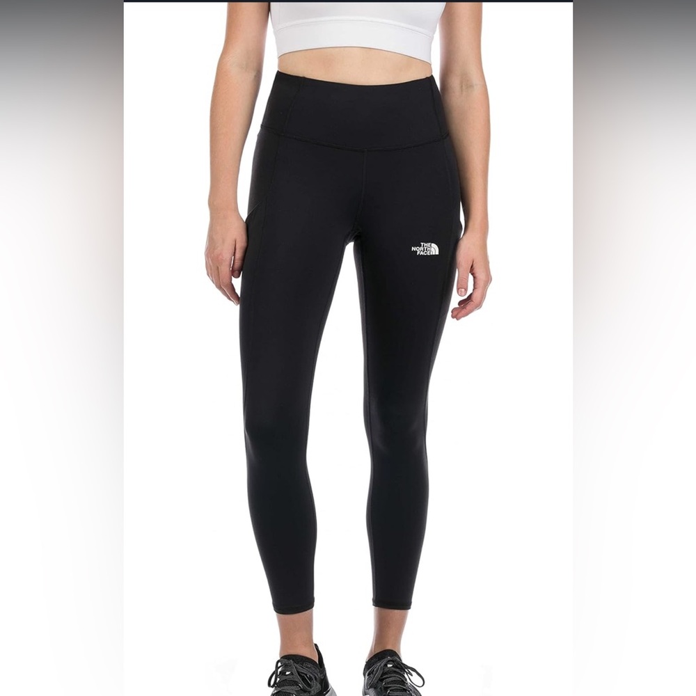 Brand New with Tag The North Face high rise fit leggings size M